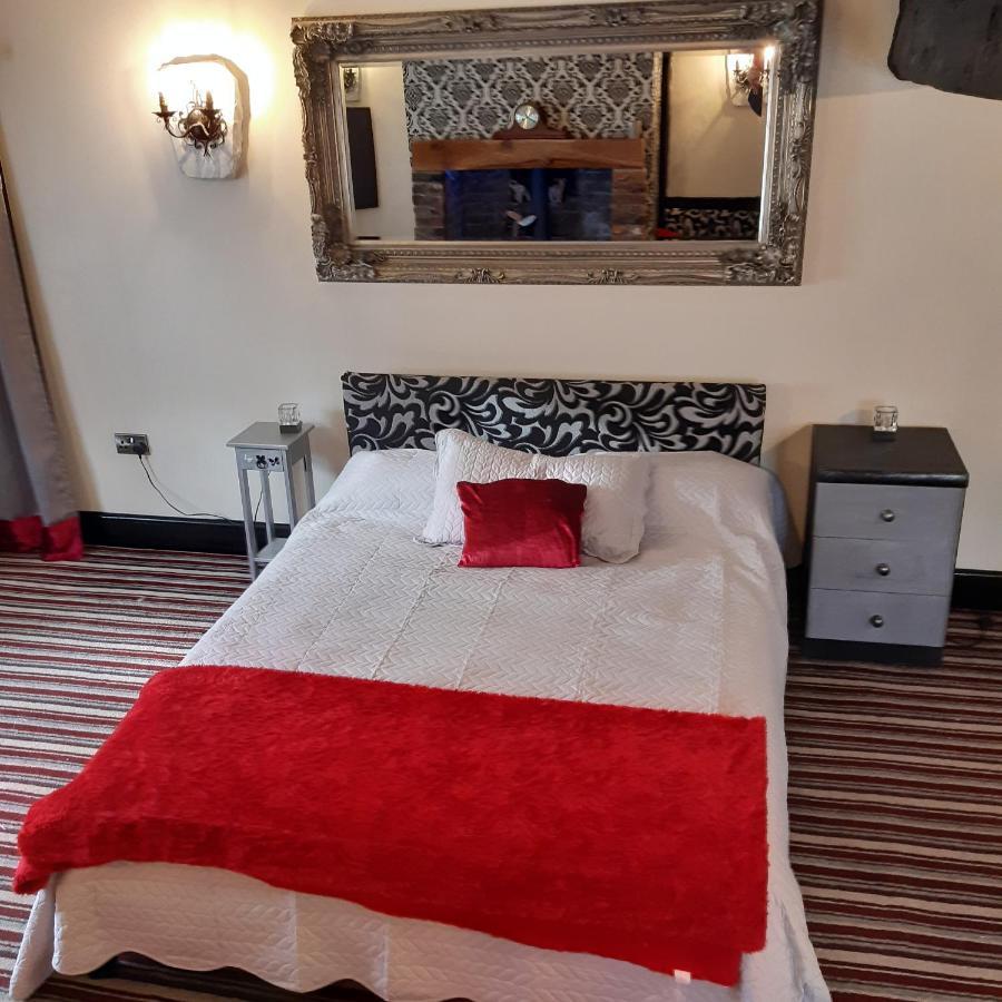 The Saracens Head Old Lounge Apartment Skegness Bagian luar foto