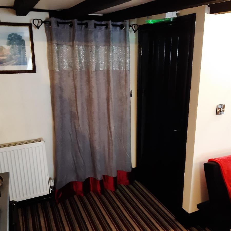 The Saracens Head Old Lounge Apartment Skegness Bagian luar foto